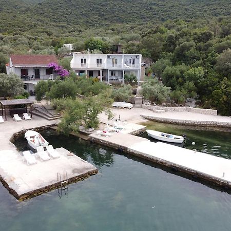 Apartments By The Sea Zuronja, Peljesac - 10137 Brijesta Exterior foto
